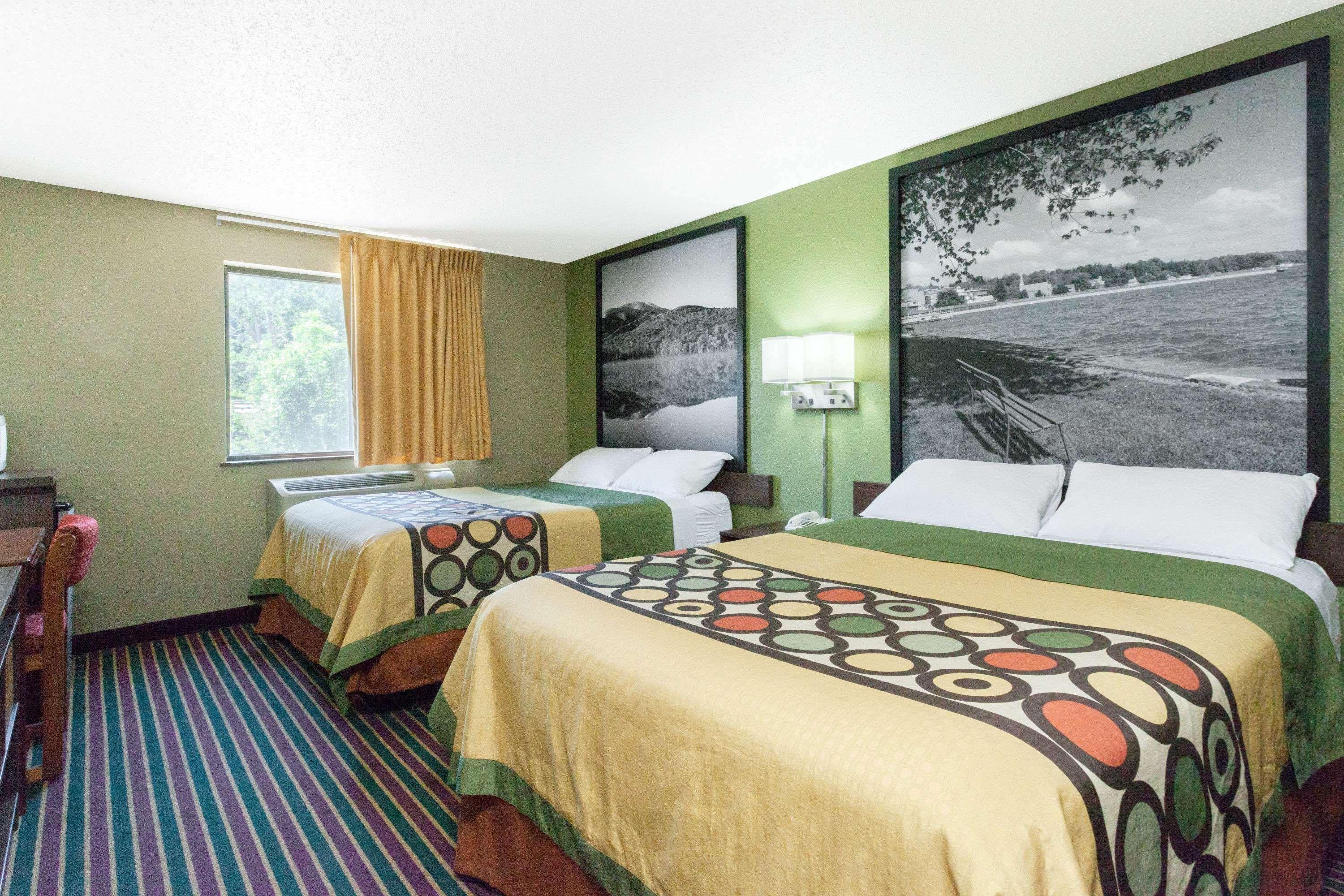 Motel Super 8 By Wyndham Bath Hammondsport Area Exterior foto
