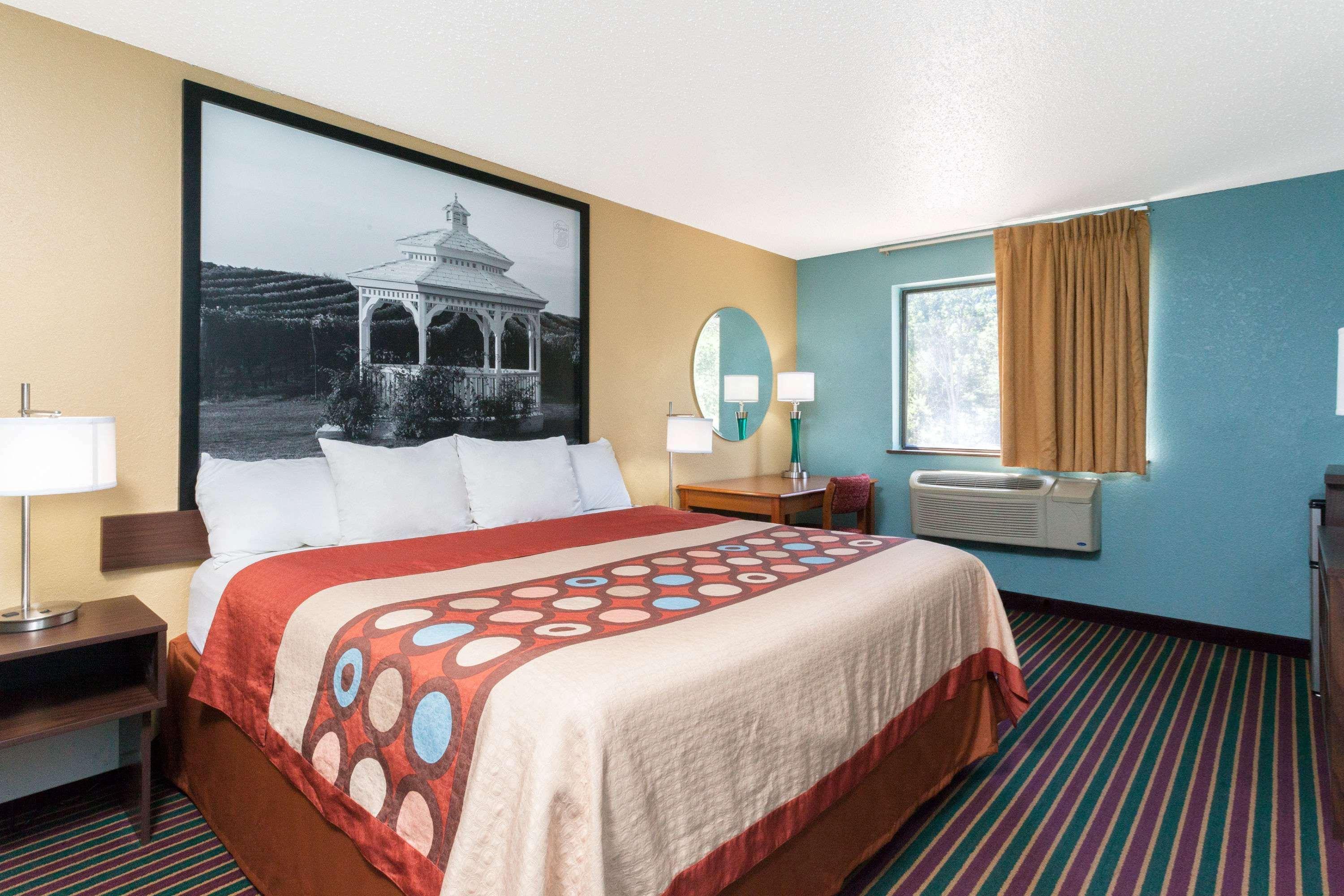 Motel Super 8 By Wyndham Bath Hammondsport Area Exterior foto